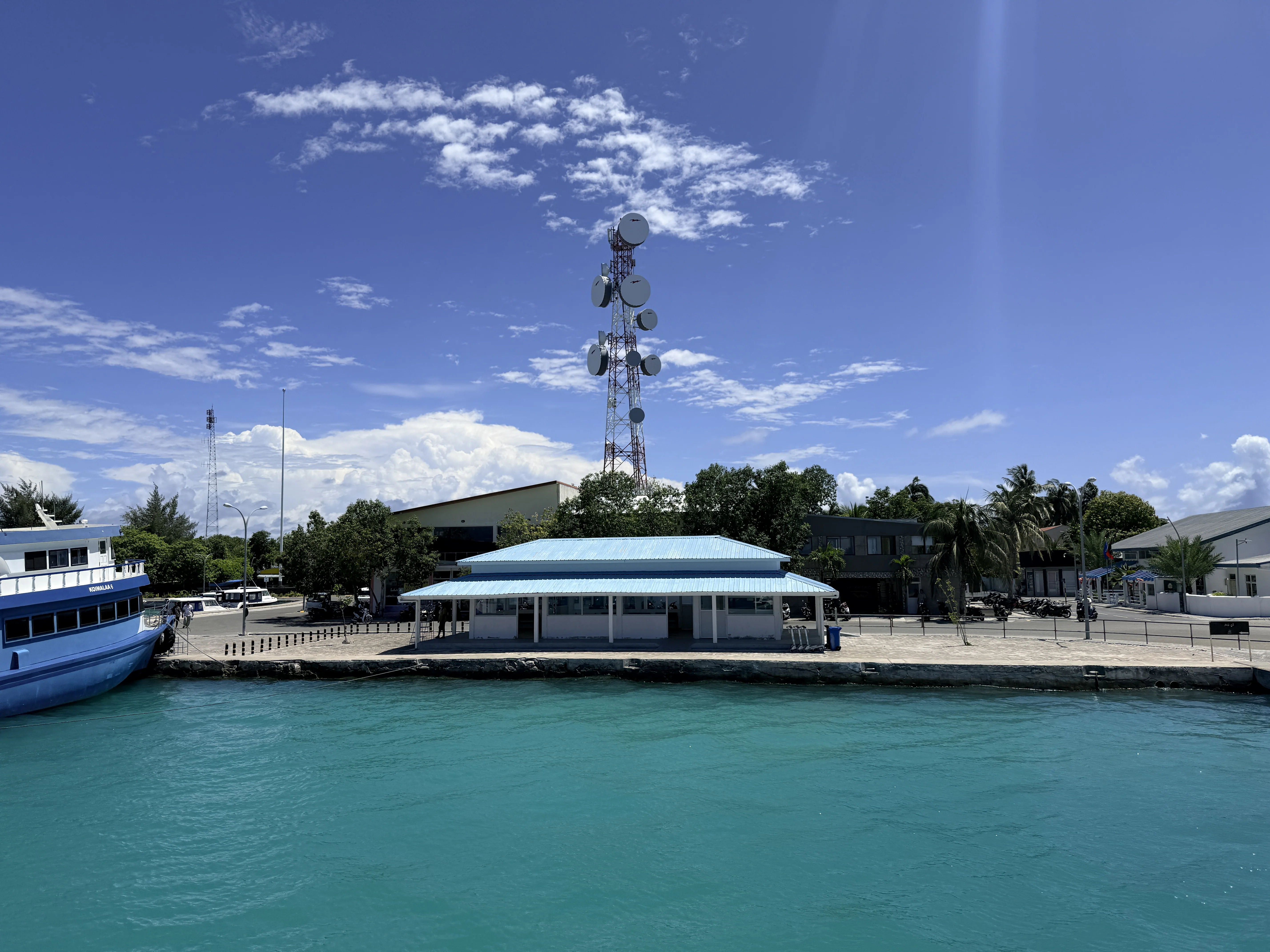 The lagoon of Thinadhoo